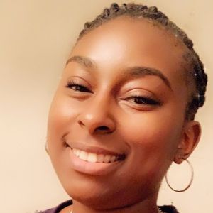 Meet your Posher, Coralee